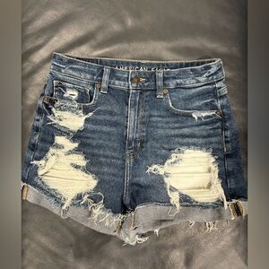American Eagle dark wash mom short